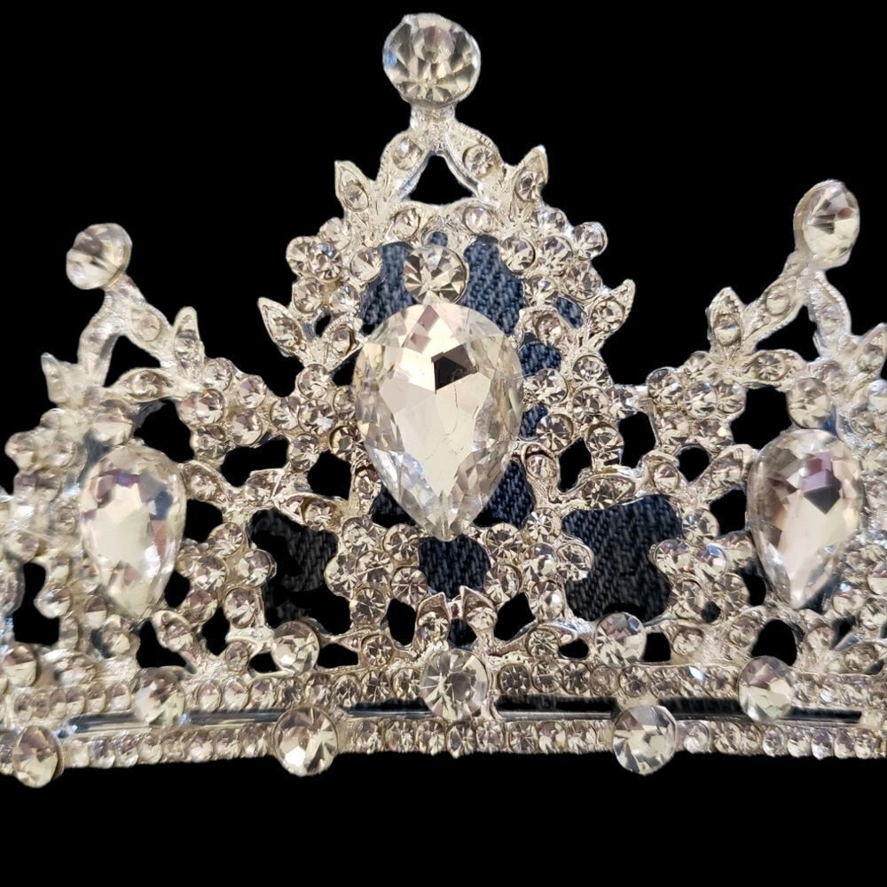 Wedding tiera silver tone and rhinestones. - Picture 3 of 3